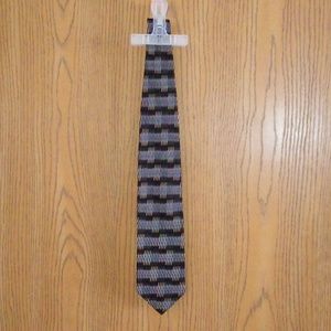 BLaCK/white/Gold wave pattern design striped neck tie by: "ALEXANDER CROSS LTD"